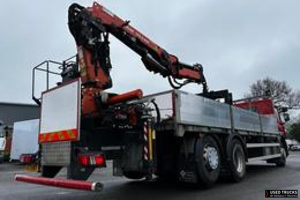Renault Trucks D Wide 320