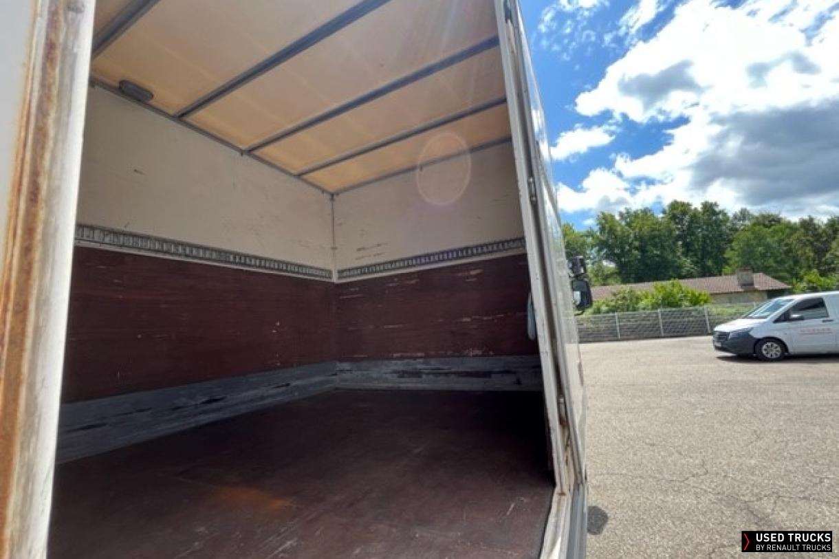 Renault Trucks Midlum 180