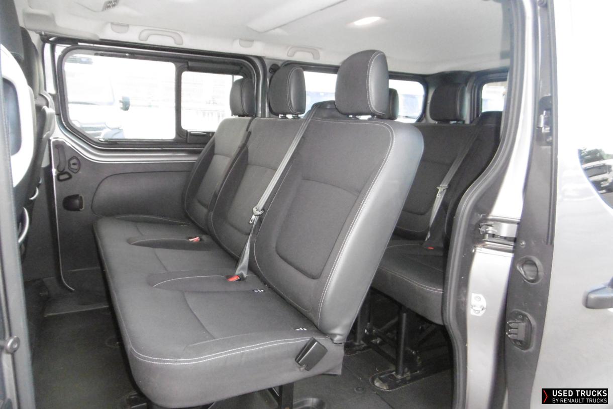 Nissan NV300 