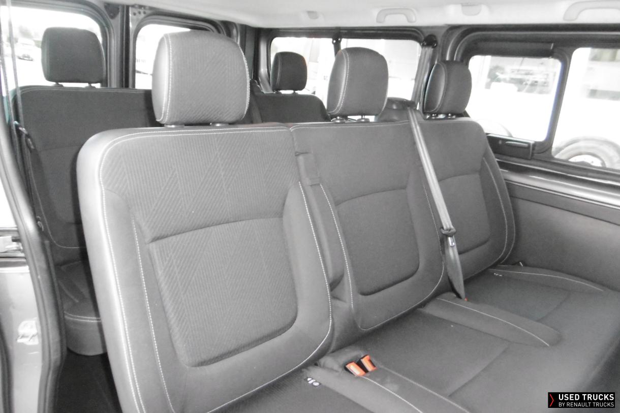 Nissan NV300 