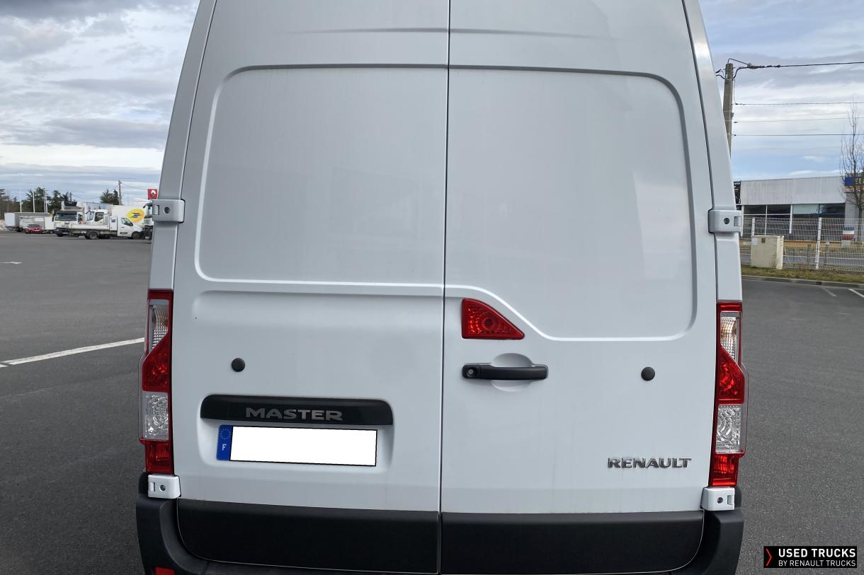 Renault Master 130