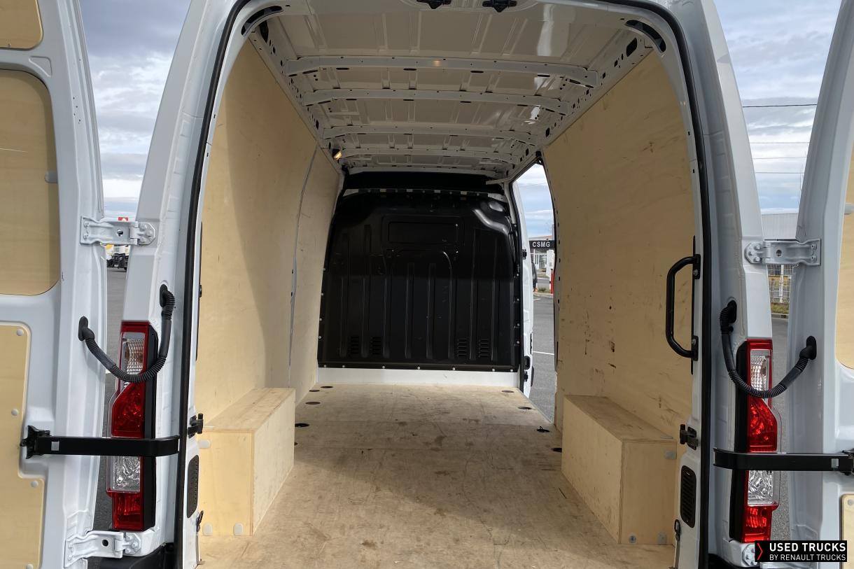 Renault Master 130