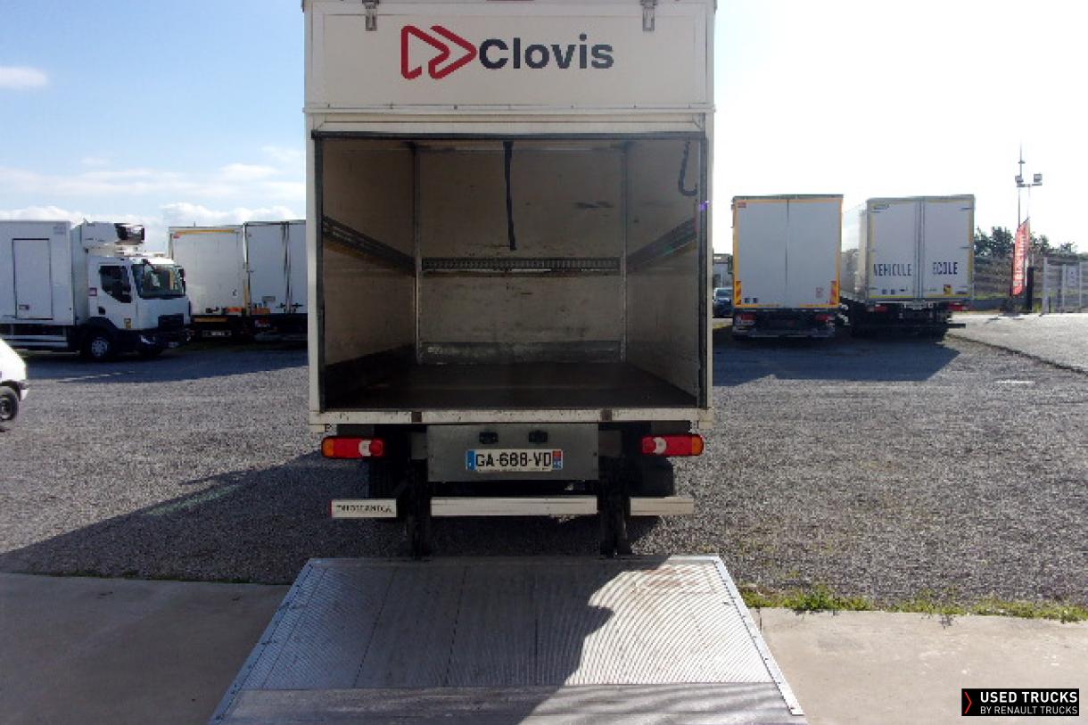 Renault Trucks Master 