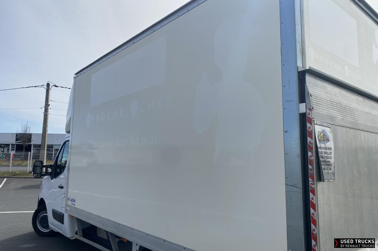 Renault Master 145
