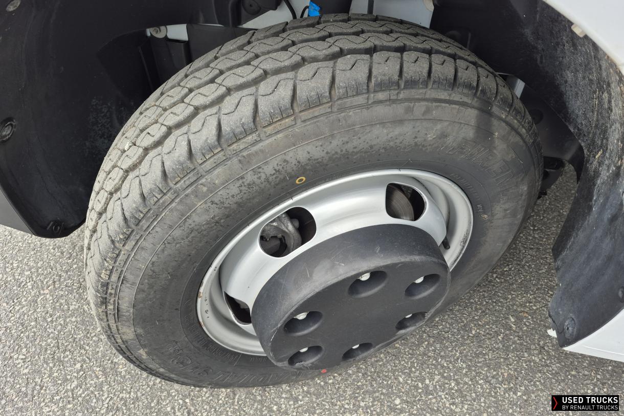 Renault Master 130