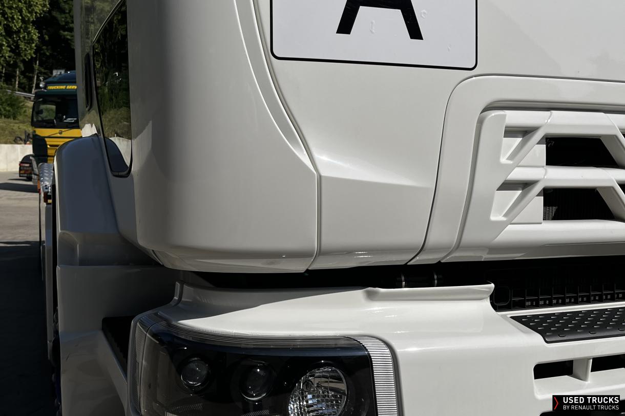 Renault Trucks D Wide 