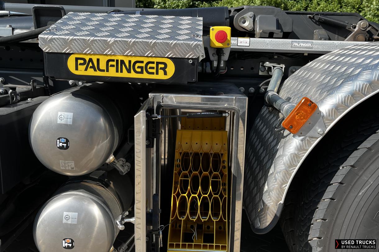 Renault Trucks D Wide 