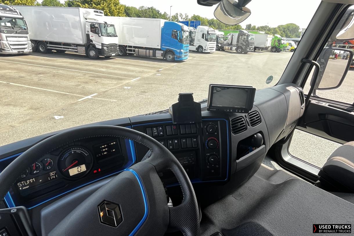 Renault Trucks D Wide 