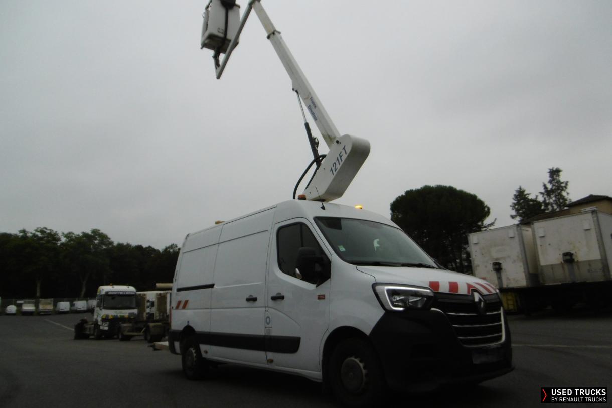 Renault Trucks Master 145