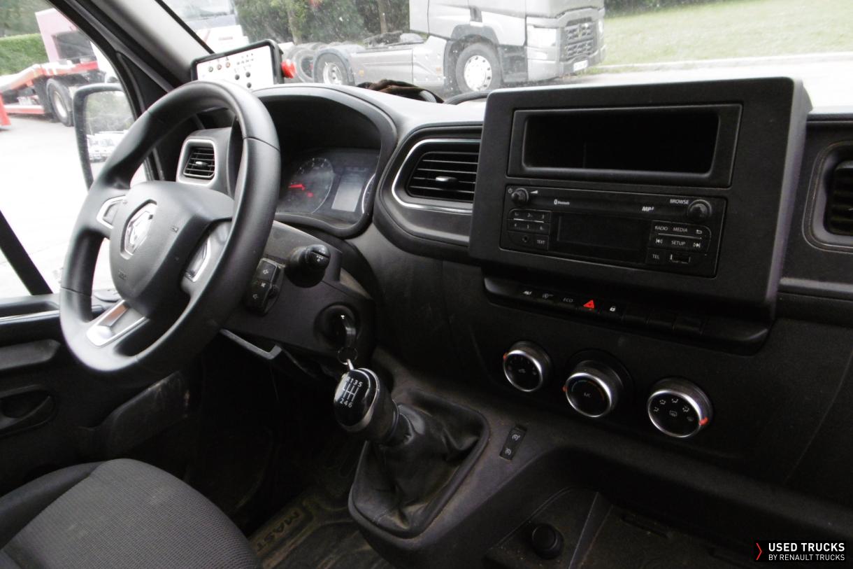 Renault Trucks Master 145