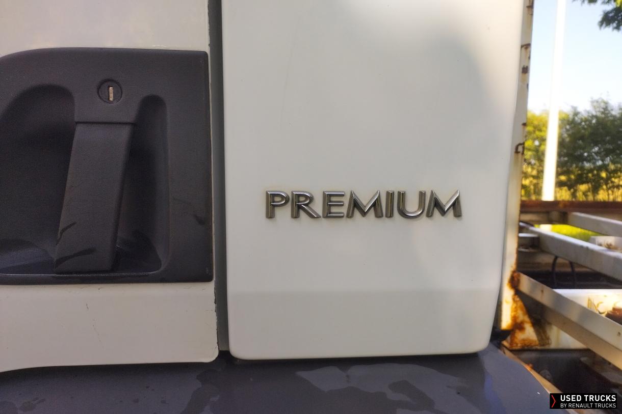 Renault Trucks Premium Distribution 340