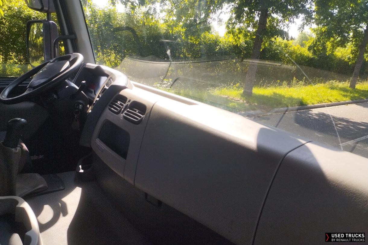 Renault Trucks Premium Distribution 340