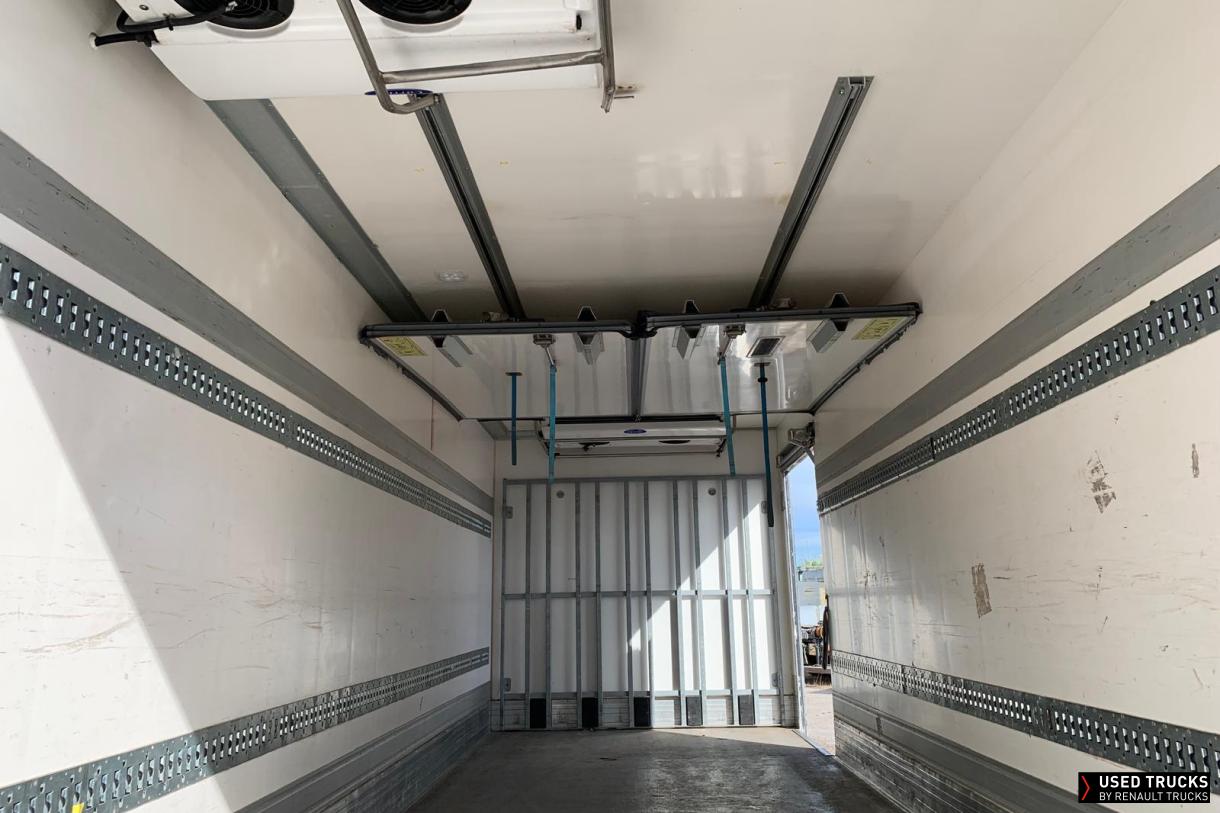 Renault Trucks D 240