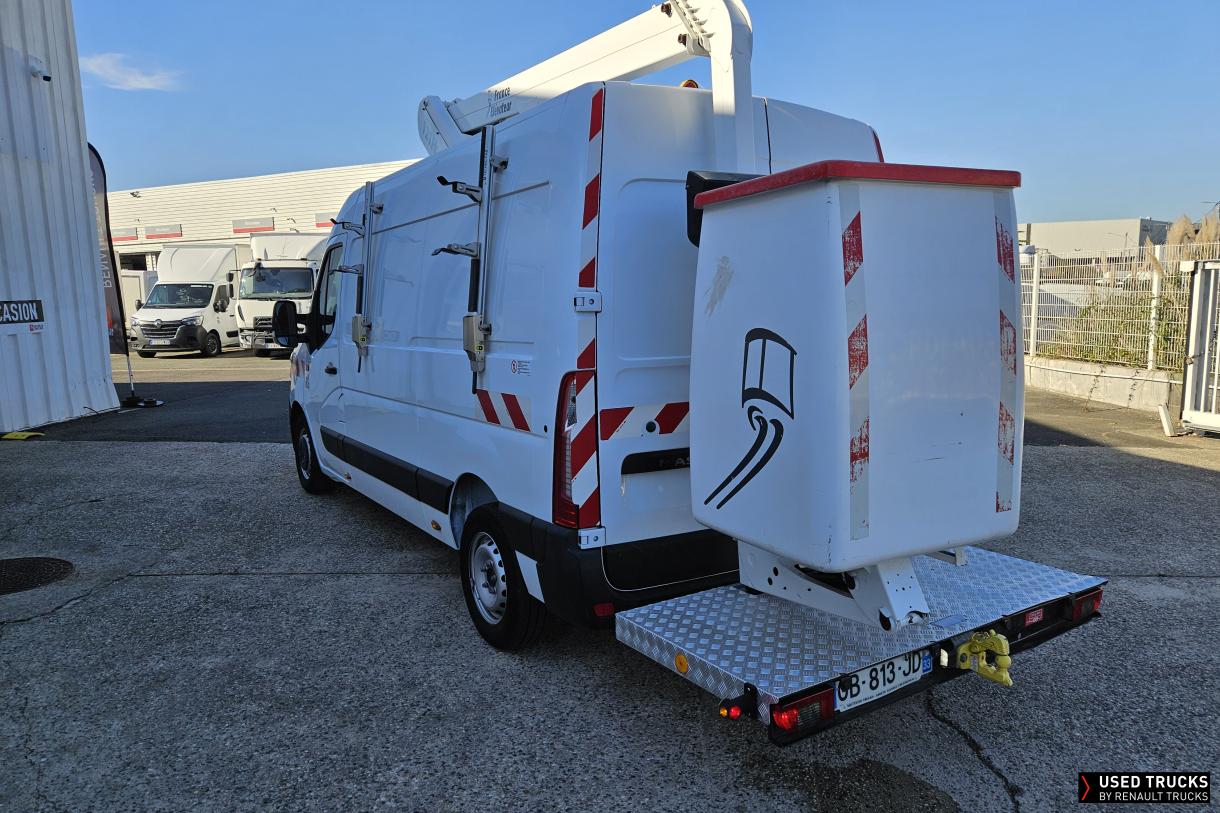 Renault Trucks Master 145