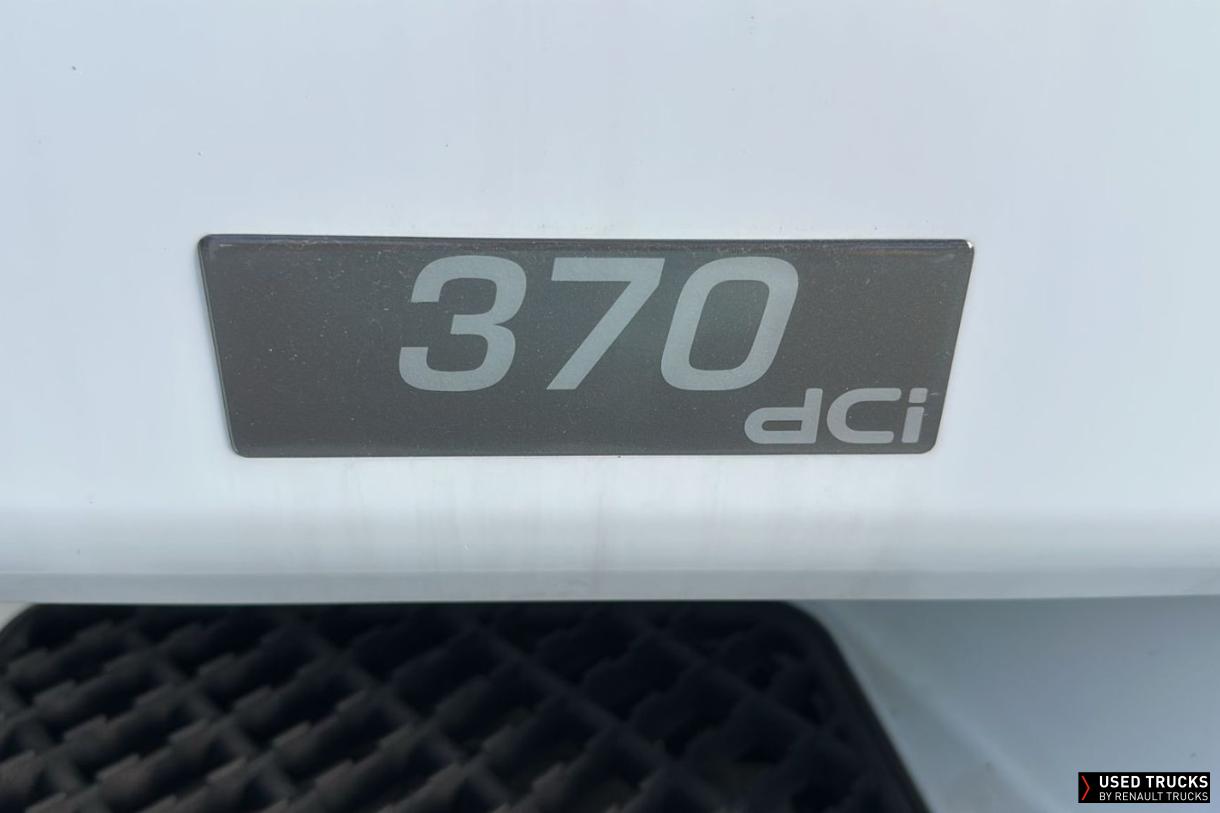 Renault Trucks Premium 360