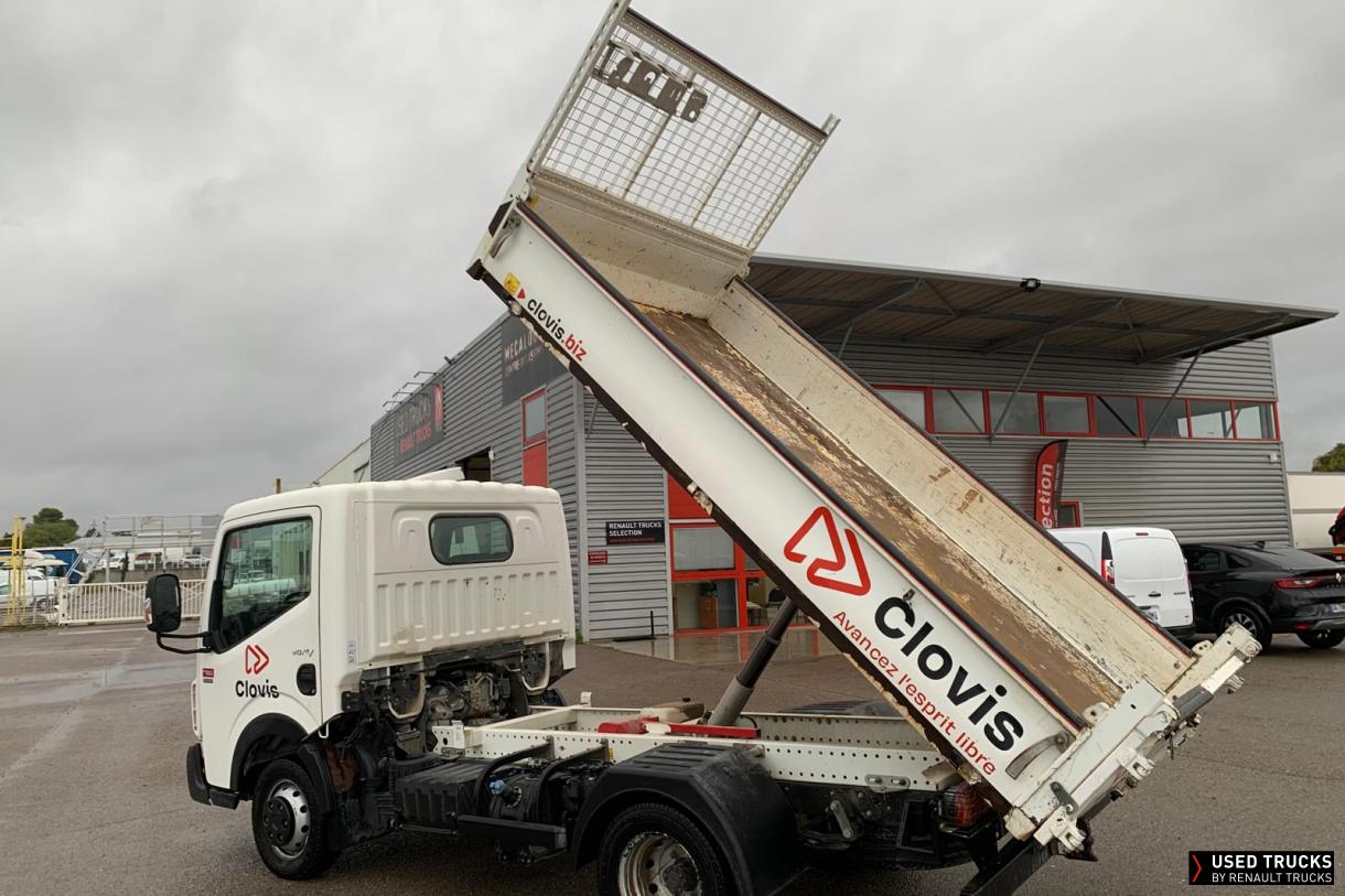 Renault Trucks Maxity 130