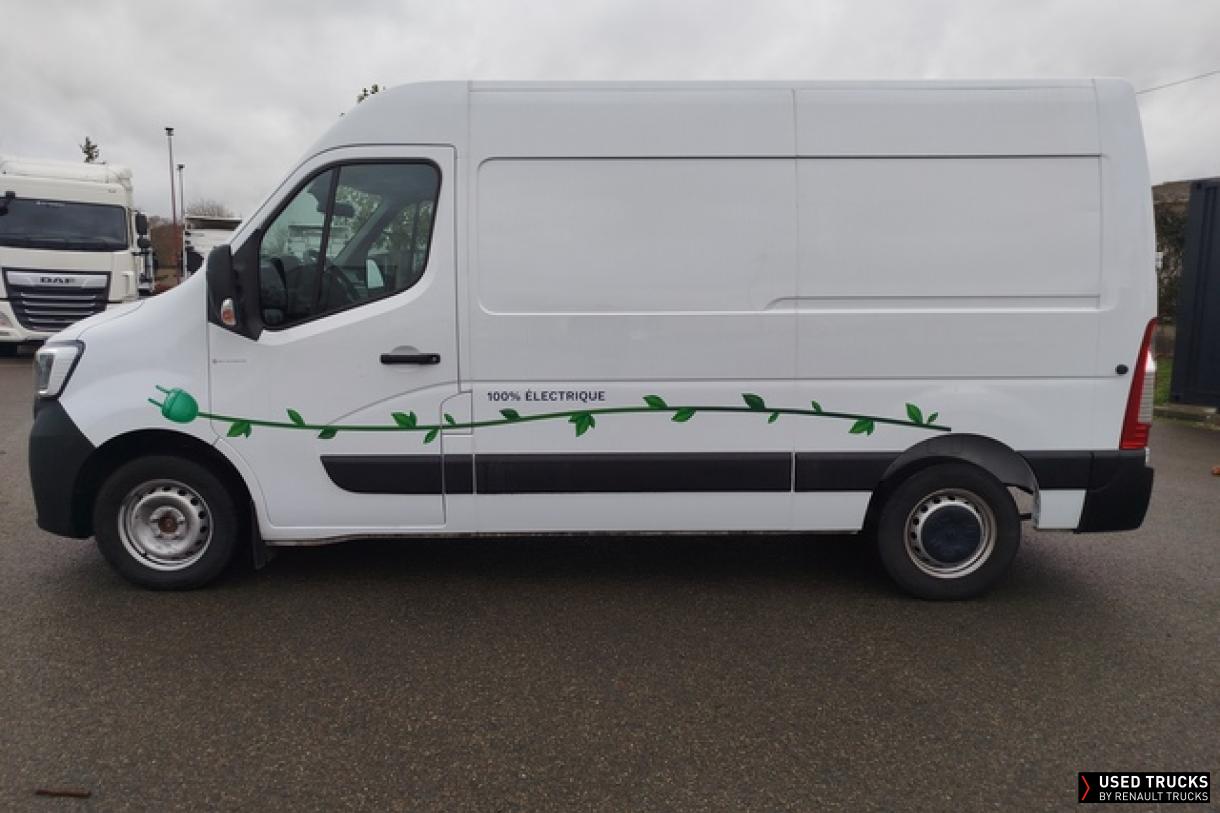 Renault Trucks Master 76