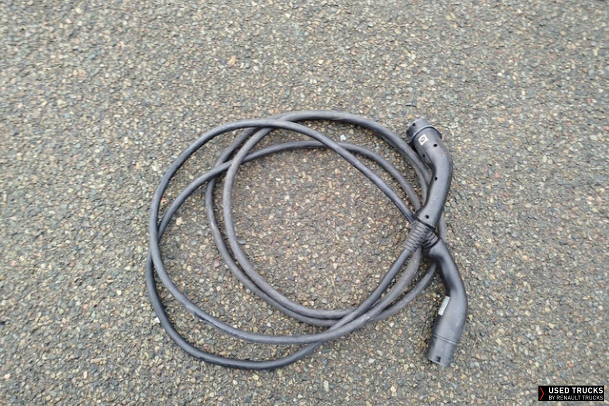 Renault Trucks Master 76