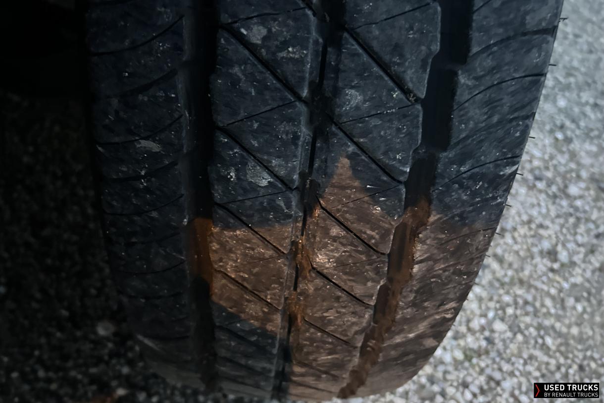 Renault Trucks Midlum 220