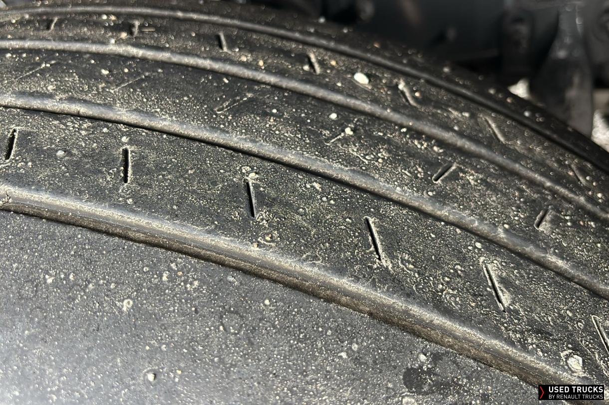 Renault Trucks T 440