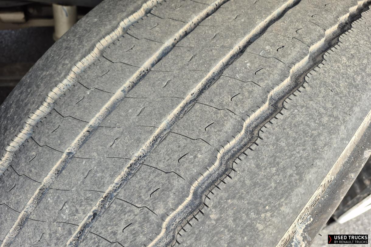 Renault Trucks T High 520