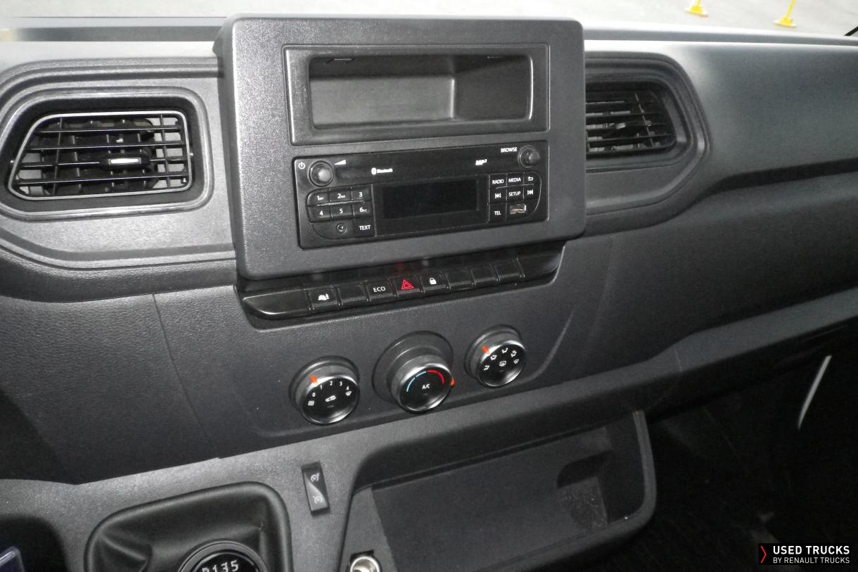 Renault Trucks Master 135