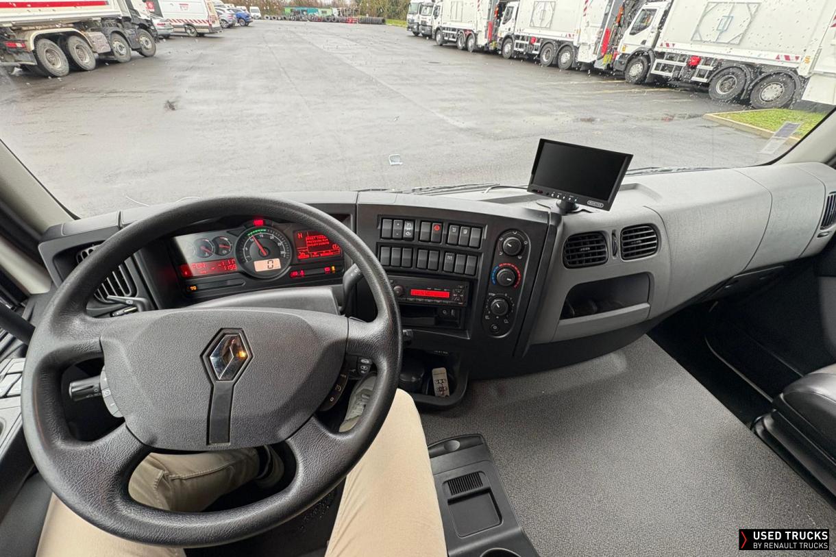 Renault Trucks D Wide 320