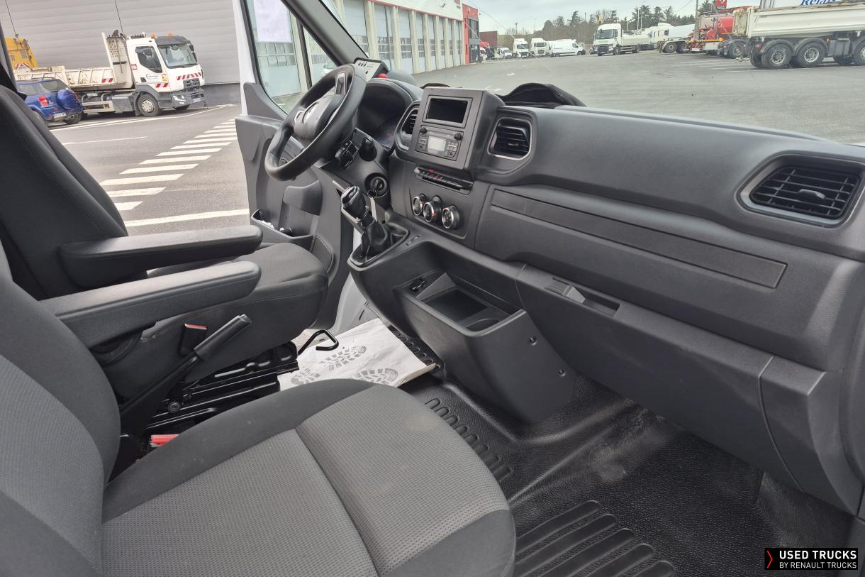 Renault Trucks Master 145