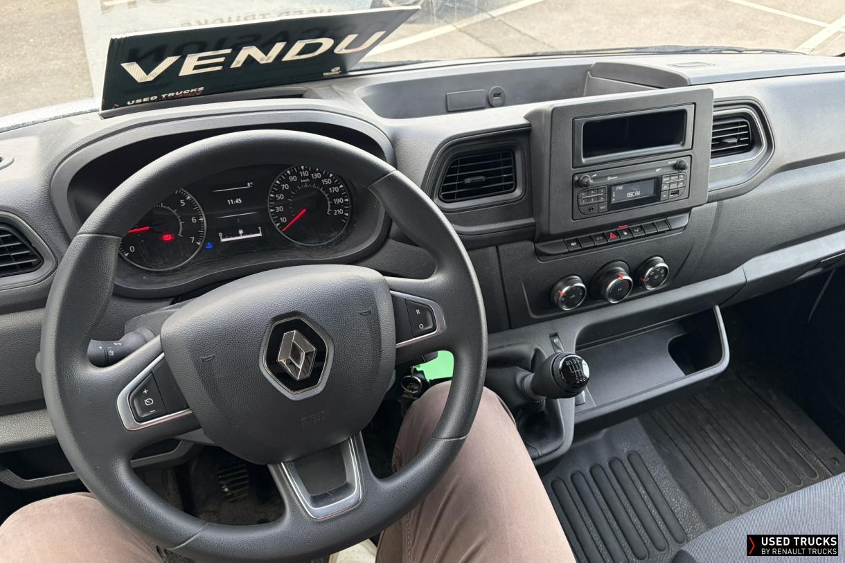 Renault Trucks Master 135