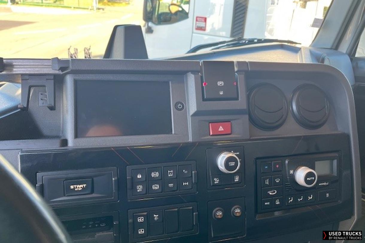 Renault Trucks T High 
