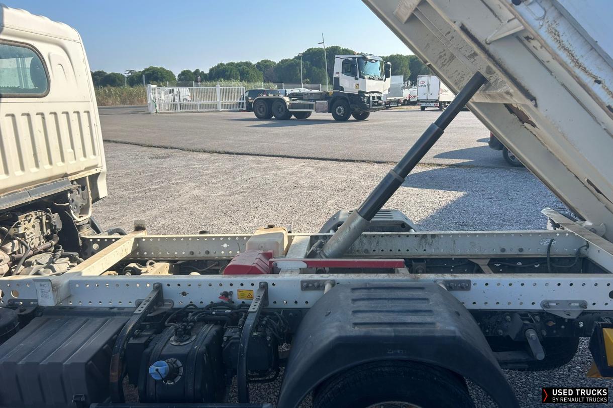 Renault Trucks Maxity 130
