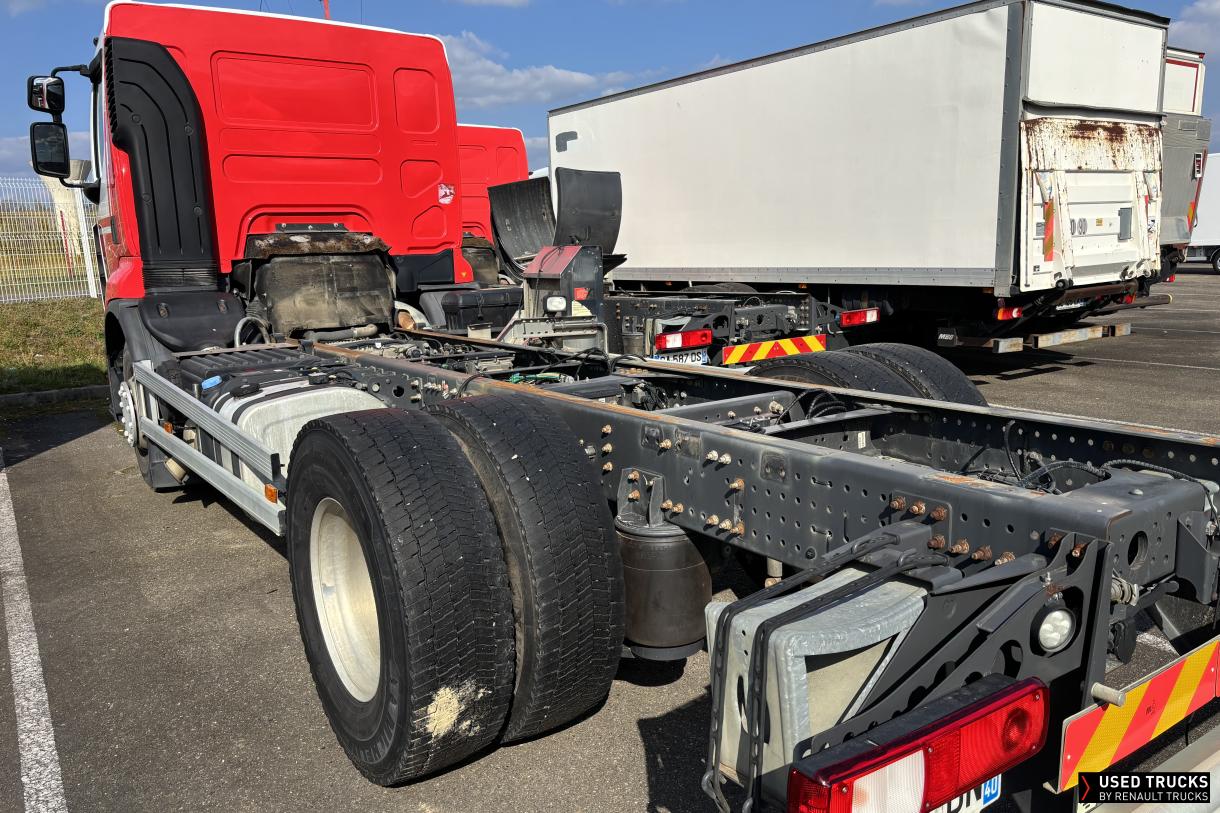 Renault Trucks Premium Route 380