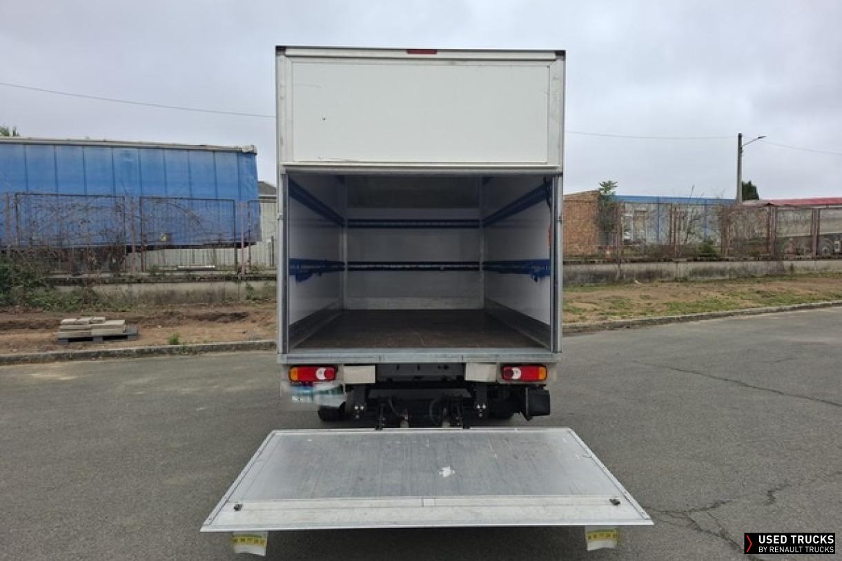 Renault Master 145