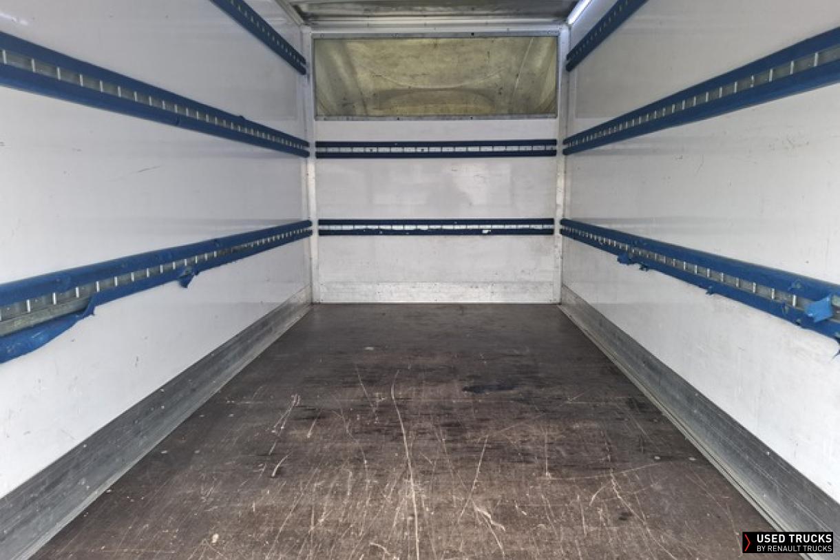 Renault Master 145