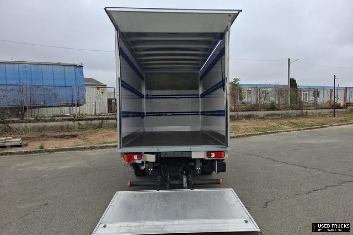 Renault Master 145
