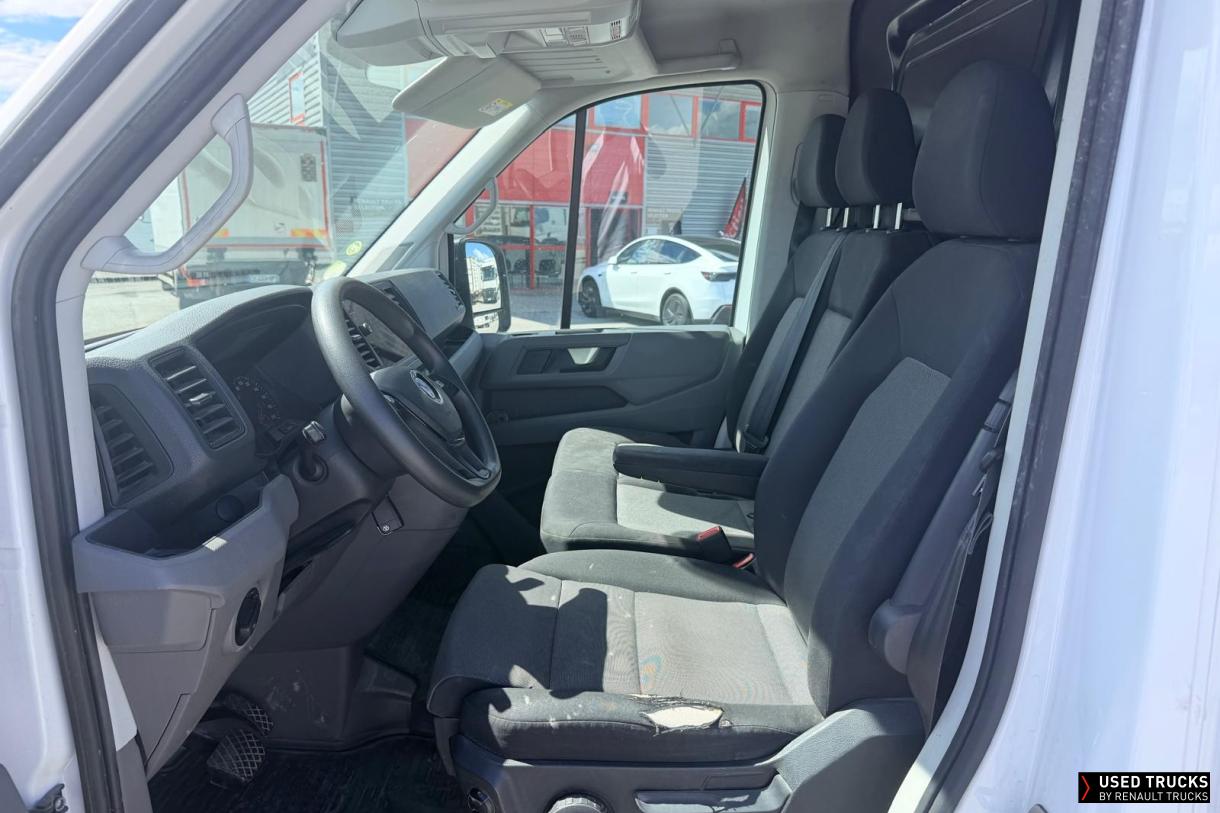 Volkswagen N/A 176