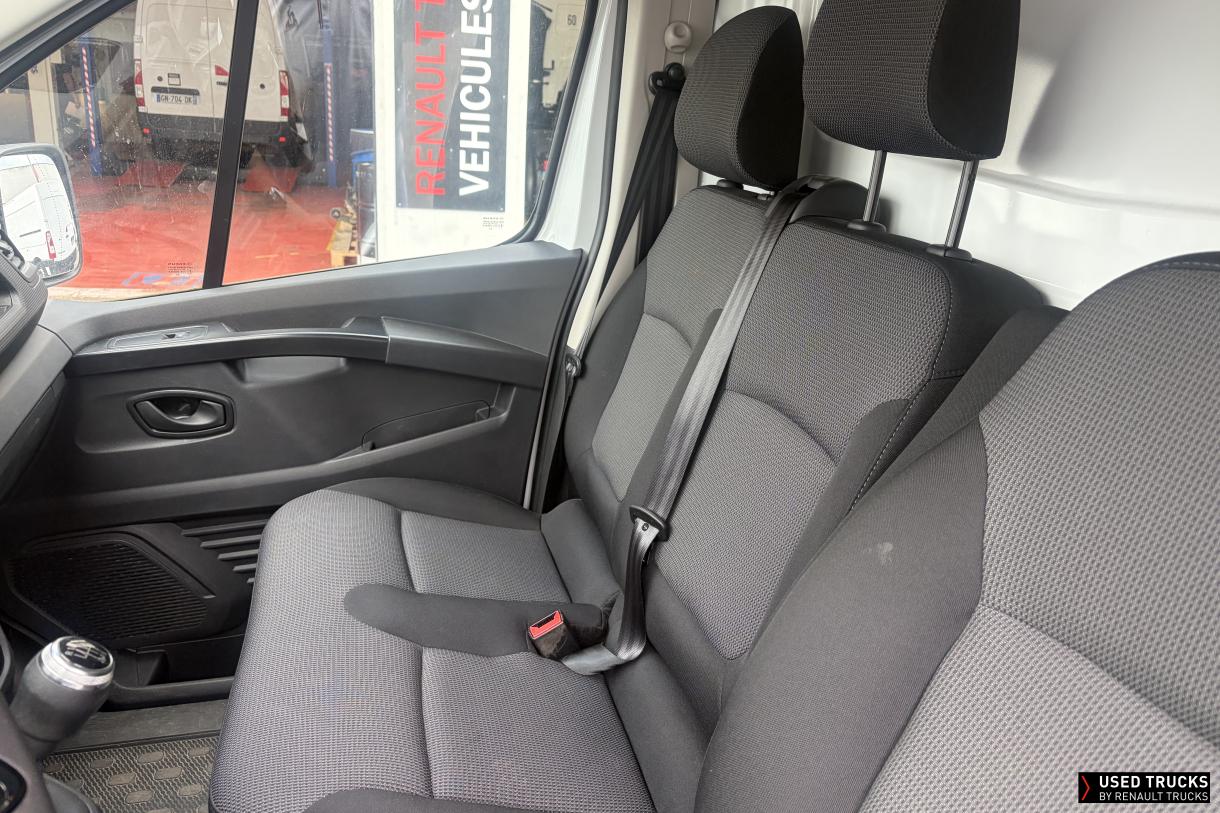 Renault Trafic 130