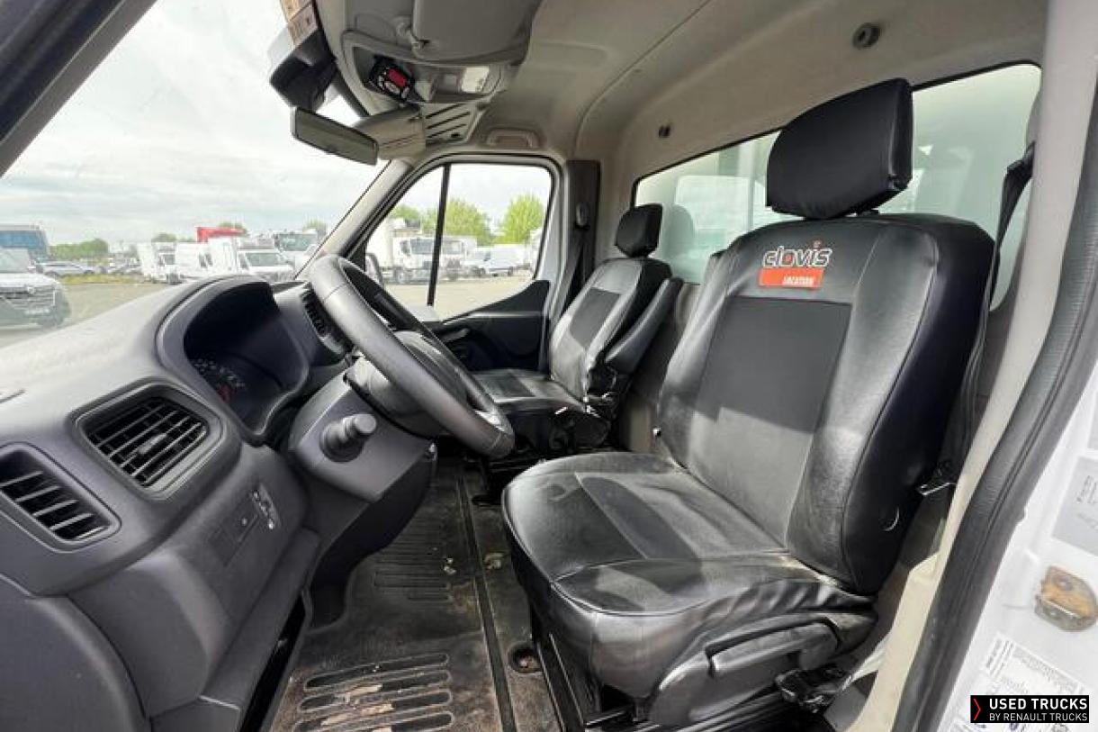 Renault Trucks Master 145