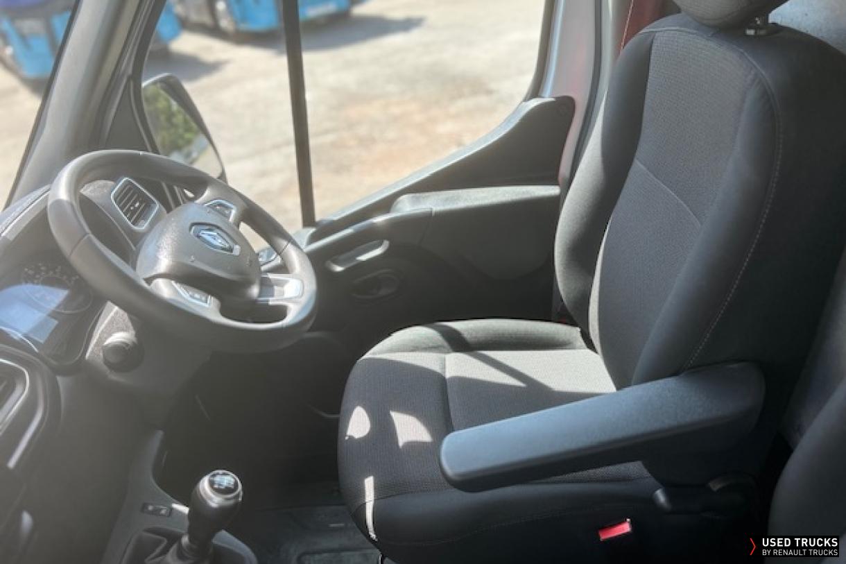 Renault Trucks Master 145