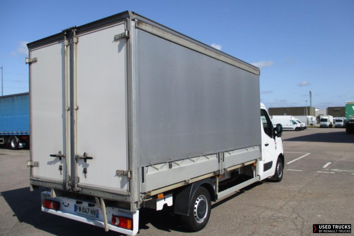 Renault Trucks Master 145