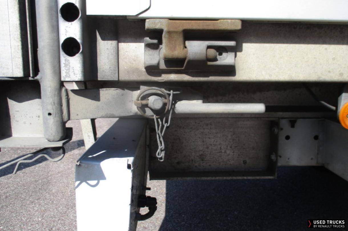 Renault Trucks Master 145