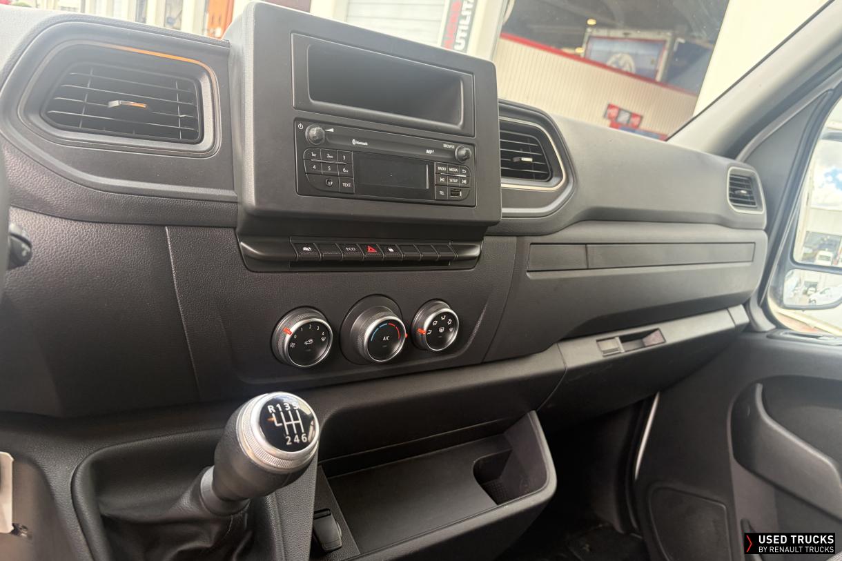 Renault Master 130