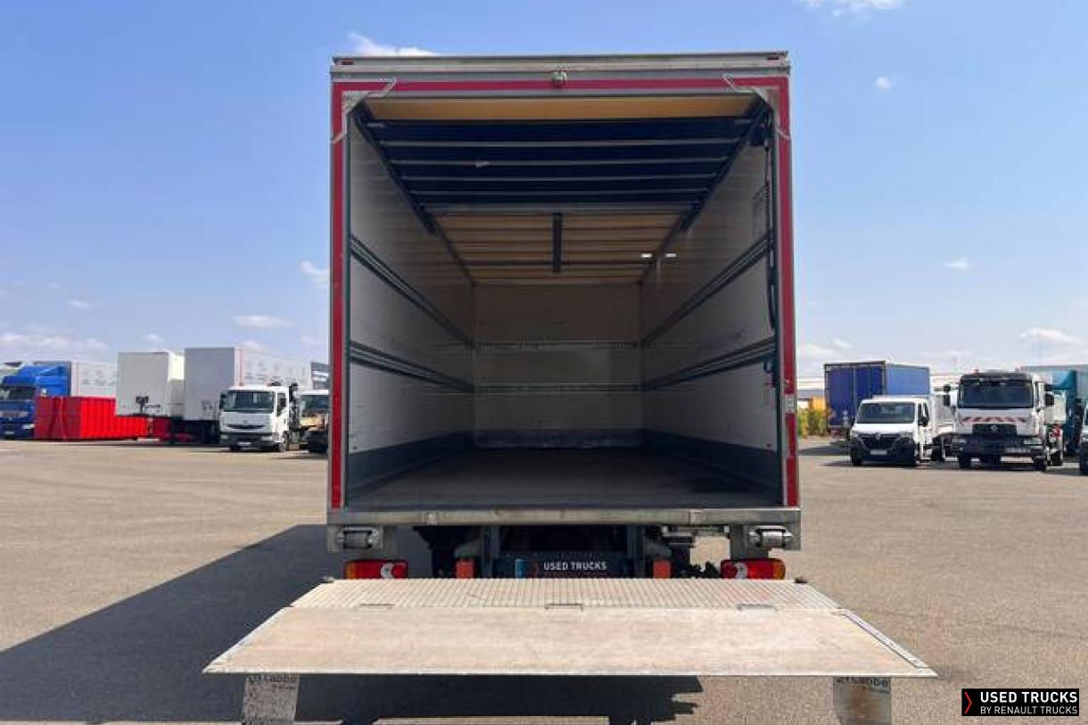 Renault Trucks D 210