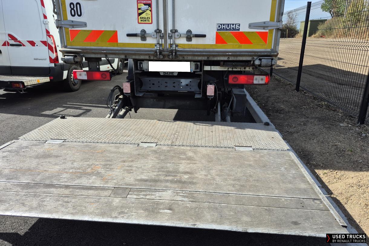 Renault Trucks D Wide 320