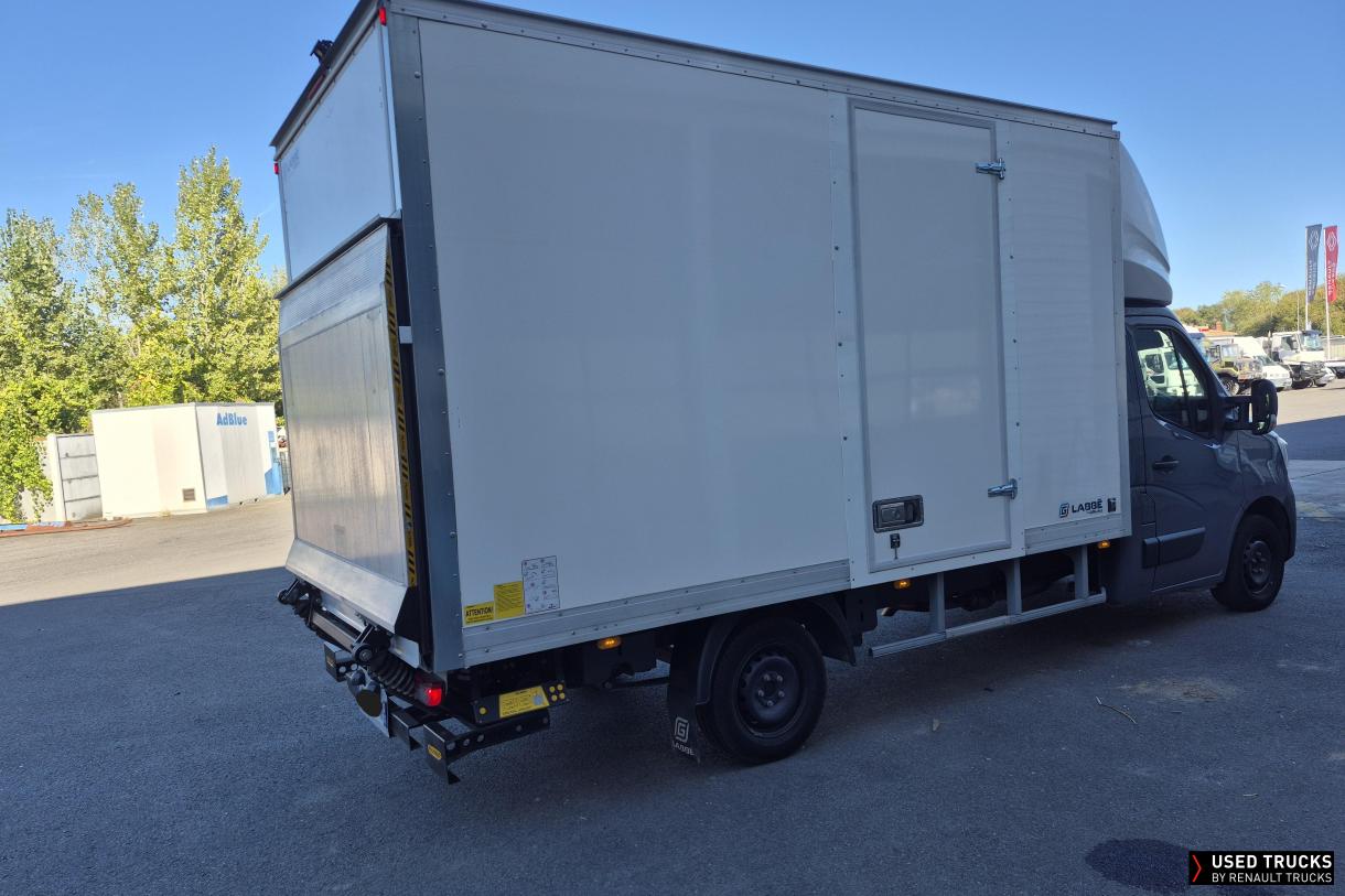 Renault Master 165