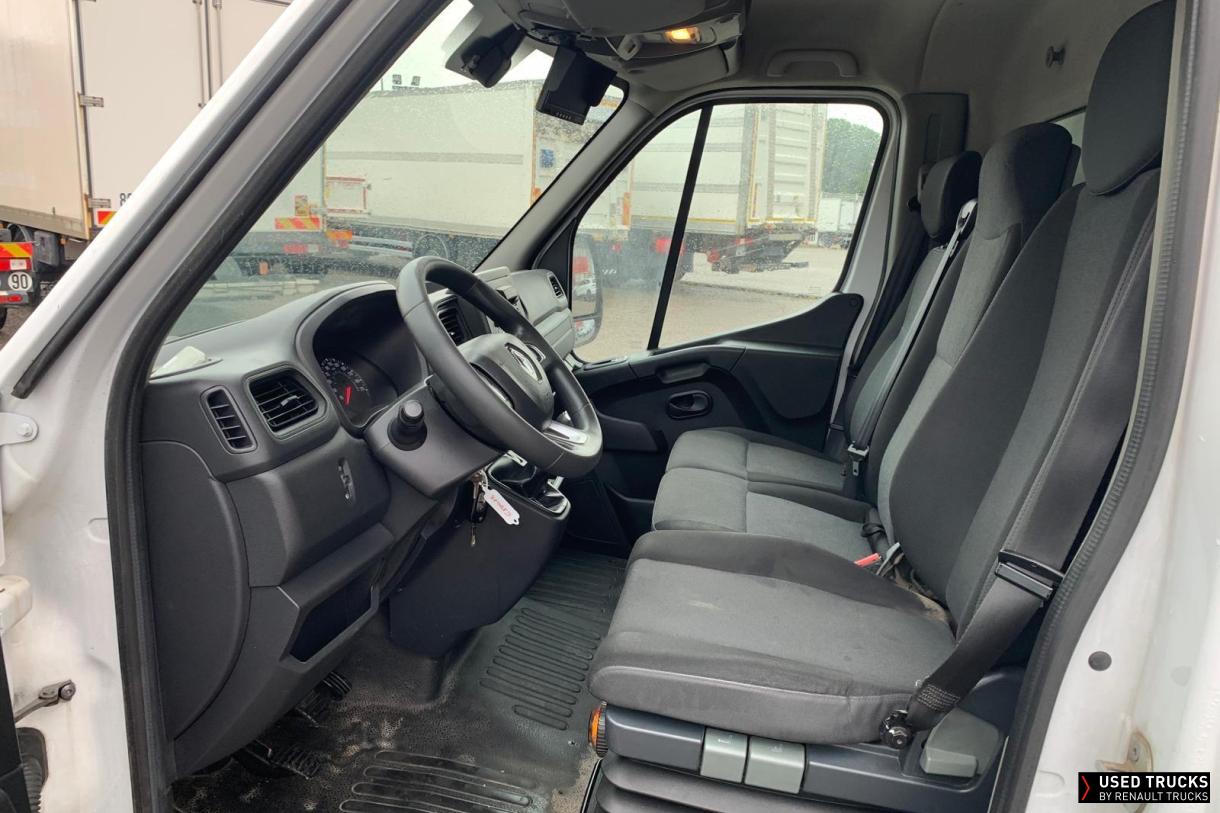 Renault Trucks Master 145