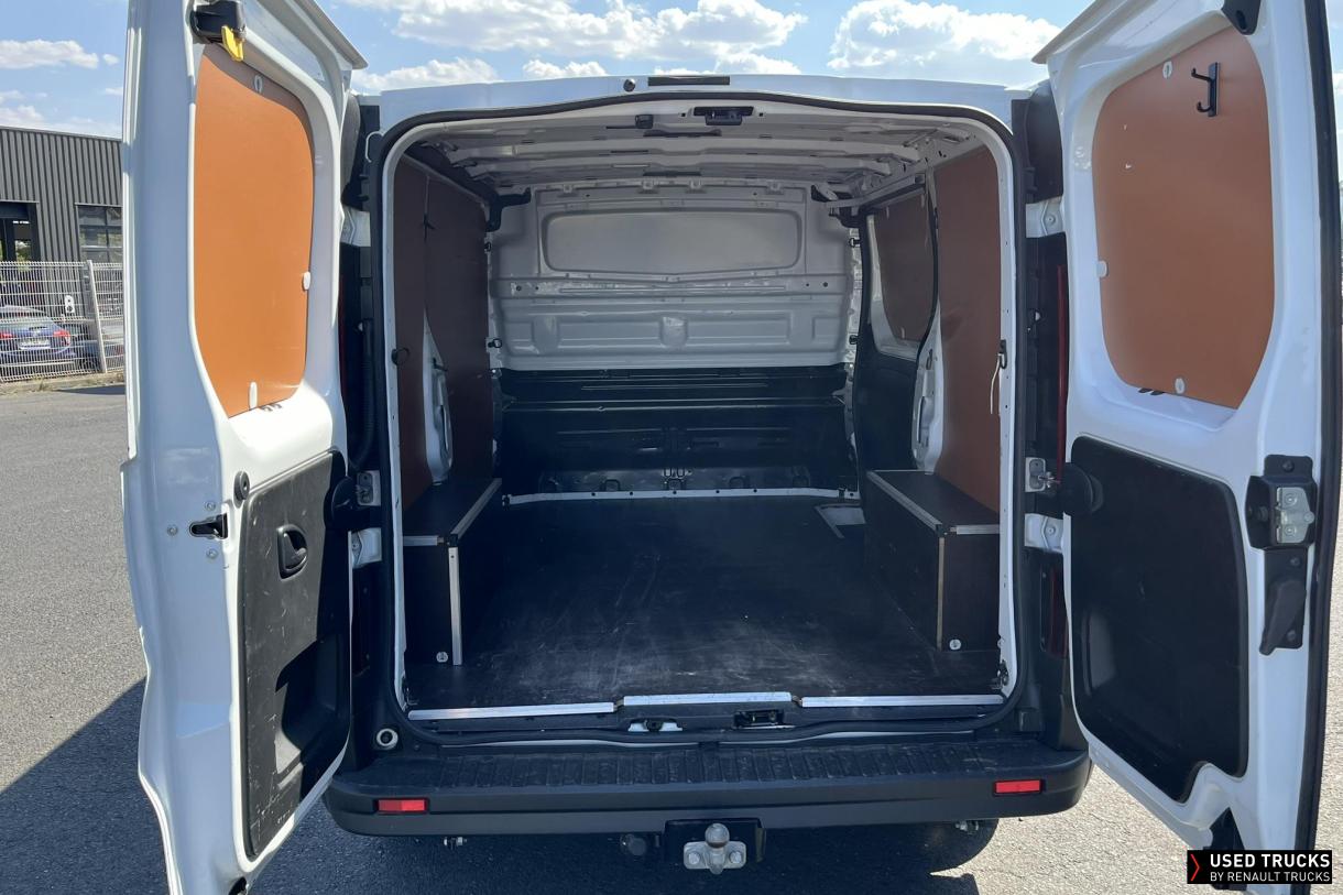 Renault Trafic 145