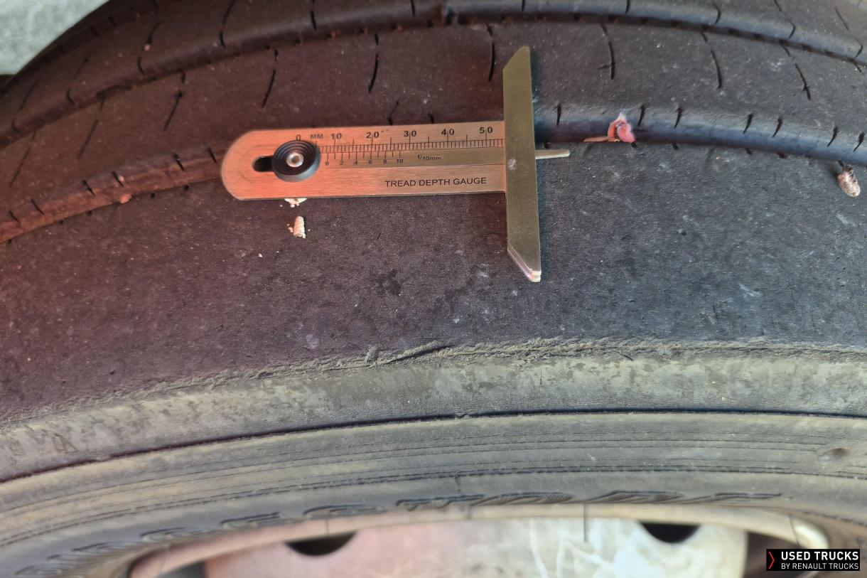 Renault Trucks D 210