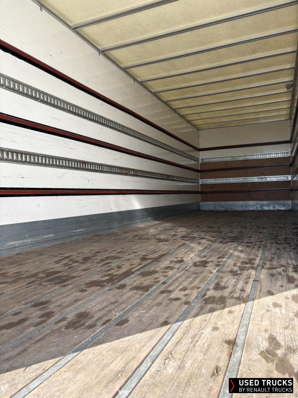 Renault Trucks D Wide 430