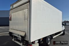 Mercedes-Benz Sprinter
                                          163